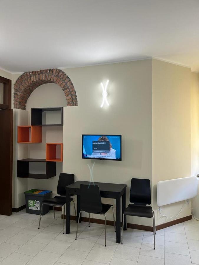 Milan Downtown Apartamento Exterior foto
